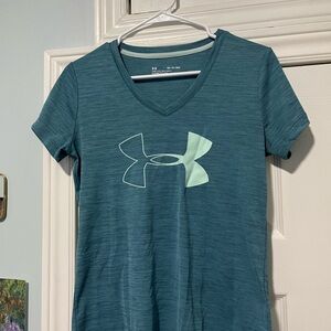 Under Armour Women's Short Sleeve Top in Teal and Light Green